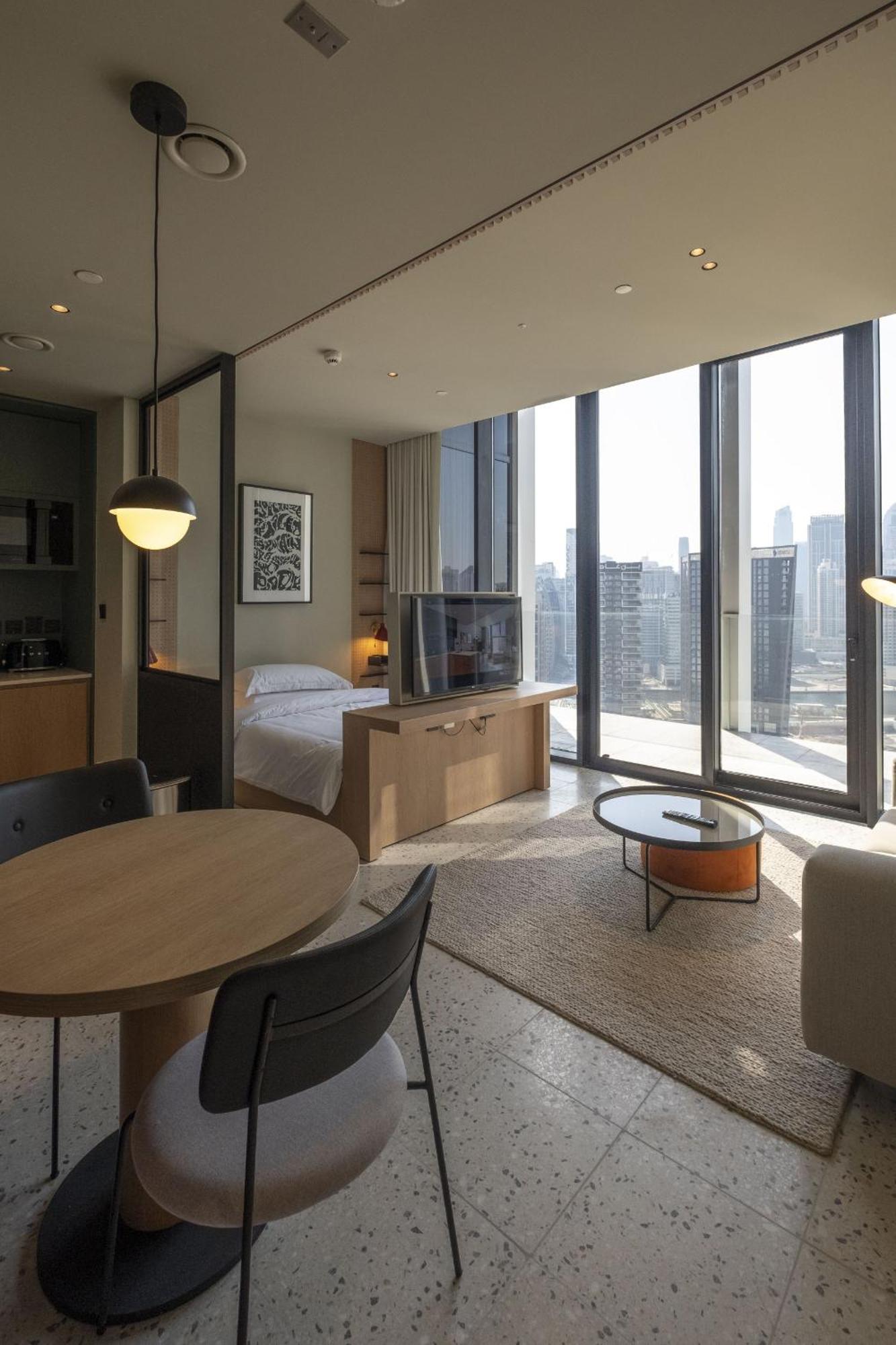 Executive With Burj View At Upside Living 2009 Apartment *